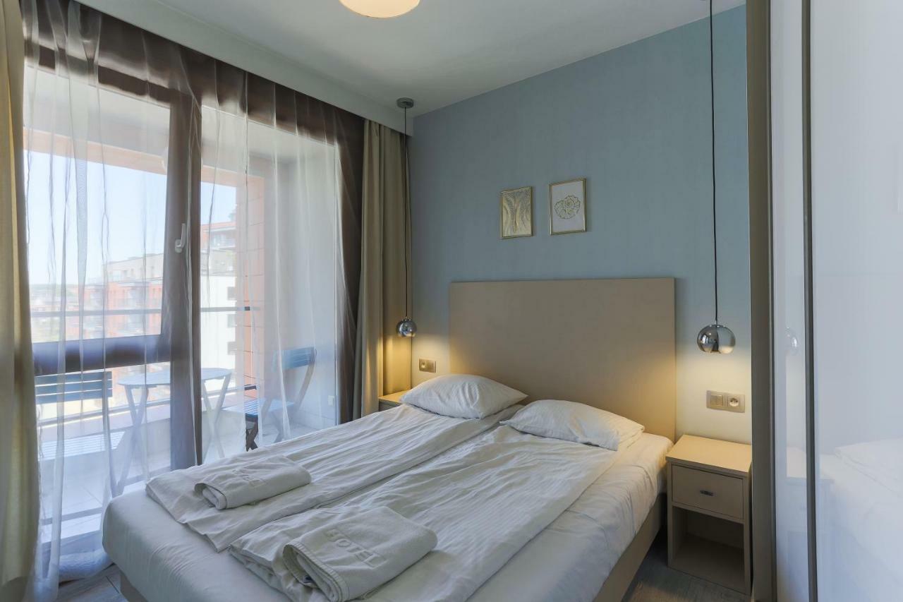 Unique Motlawa Riverbank Apartment Gdaňsk Exteriér fotografie